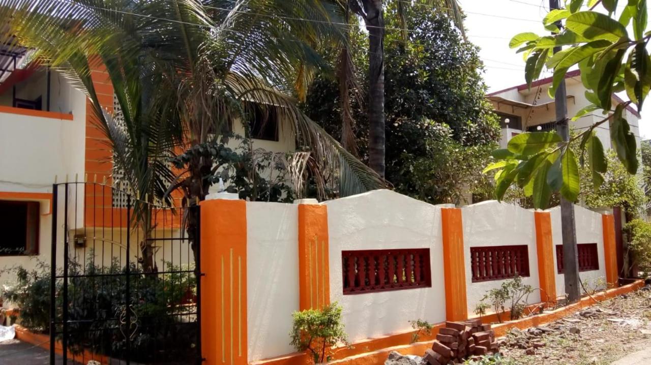 Hemharsh Holiday Home With Pool Karjat Esterno foto