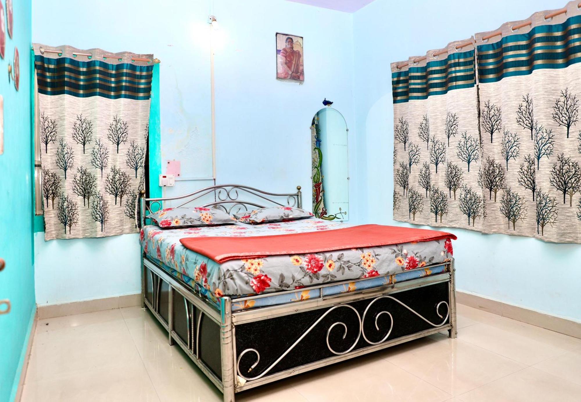 Hemharsh Holiday Home With Pool Karjat Esterno foto
