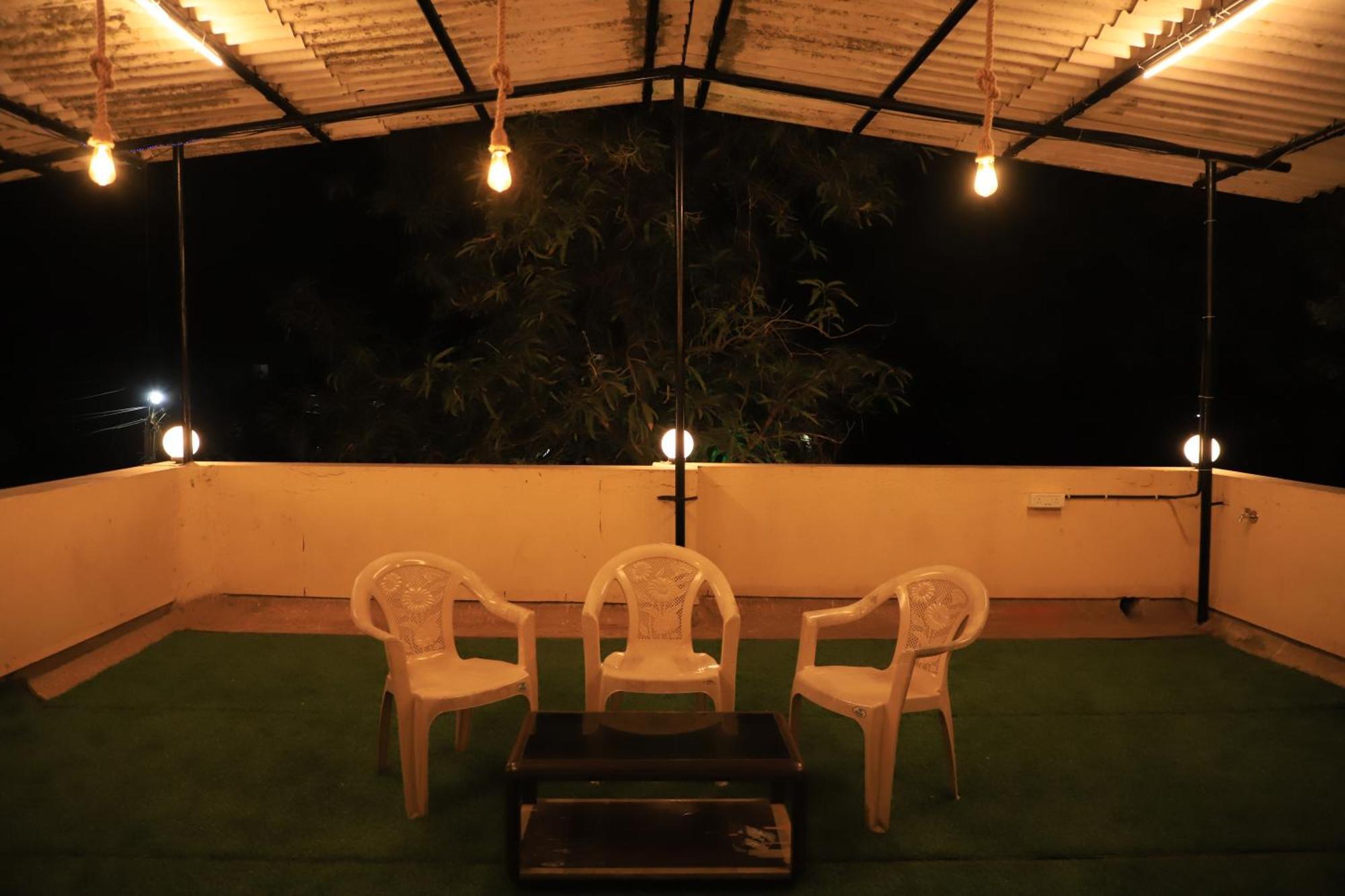 Hemharsh Holiday Home With Pool Karjat Esterno foto